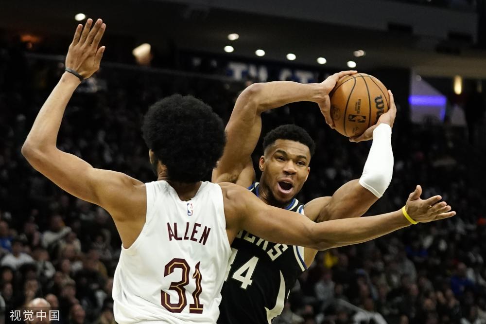 而里德则以 而里德则以